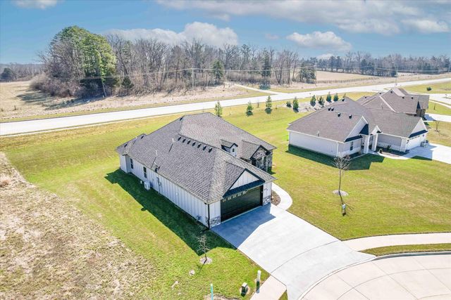 5313 OAKVILLE RANCH DR, Columbia, MO 65201