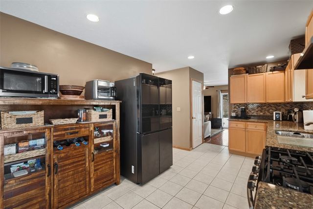 111 Greenhill Rd, Ross Twp, PA 15237