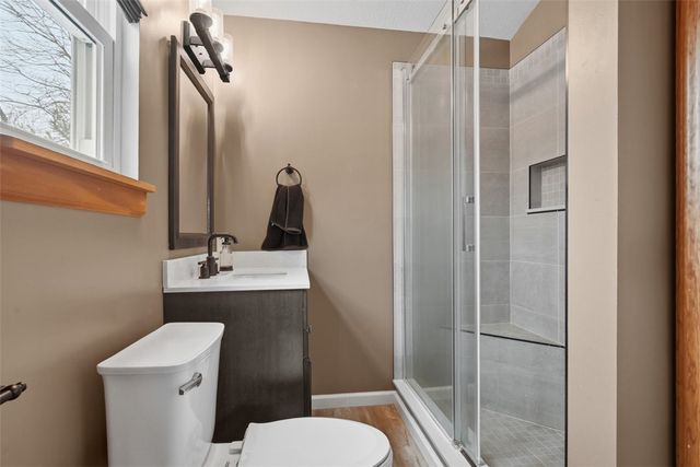 111 Greenhill Rd, Ross Twp, PA 15237