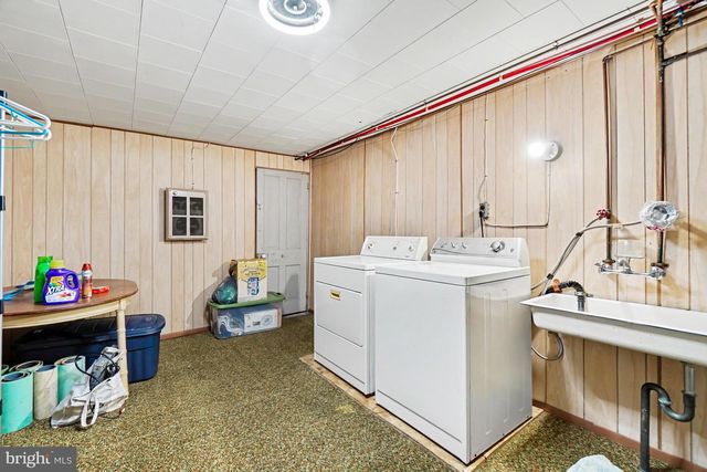 818 E CENTRE ST, Mahanoy City, PA 17948
