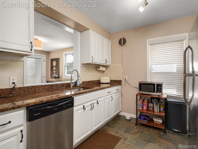 1944 Cummings Avenue, Berkley, MI 48072