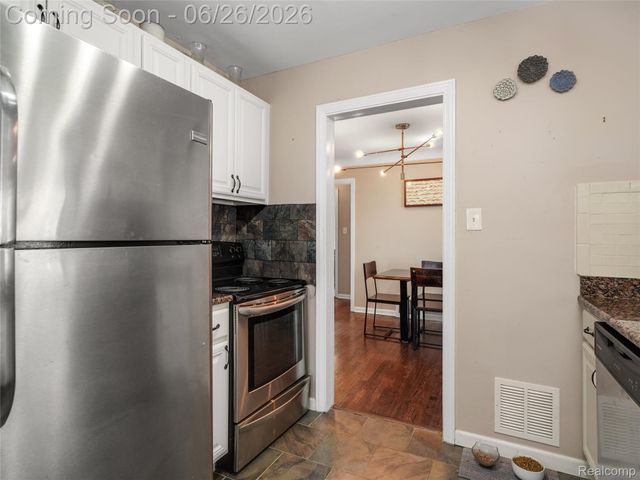 1944 Cummings Avenue, Berkley, MI 48072