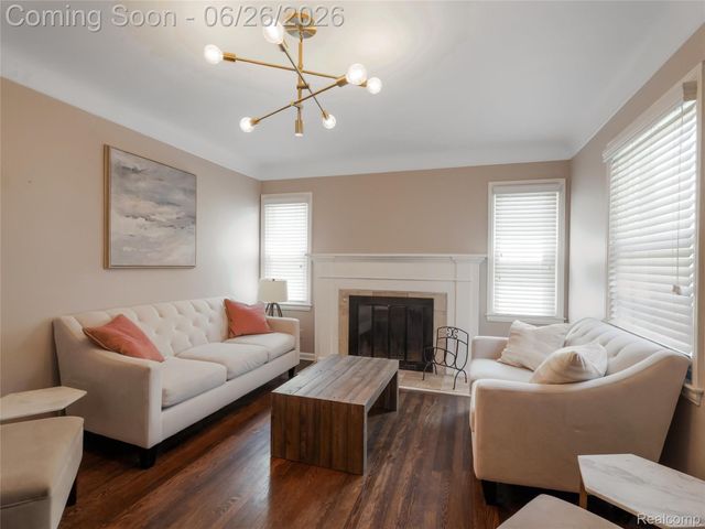 1944 Cummings Avenue, Berkley, MI 48072