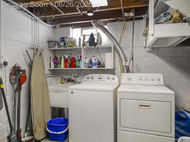 1944 Cummings Avenue, Berkley, MI 48072
