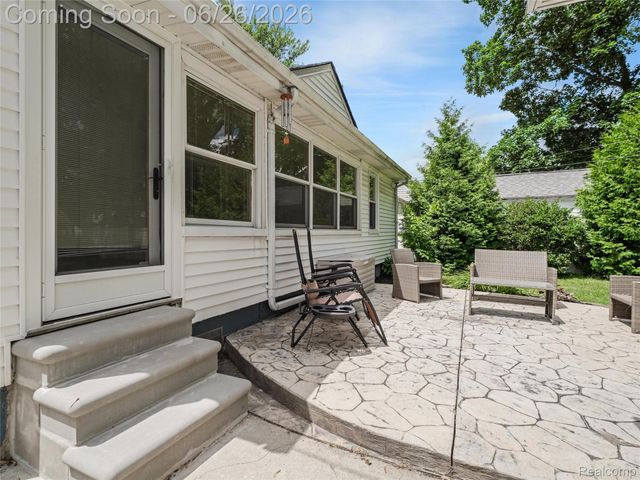 1944 Cummings Avenue, Berkley, MI 48072