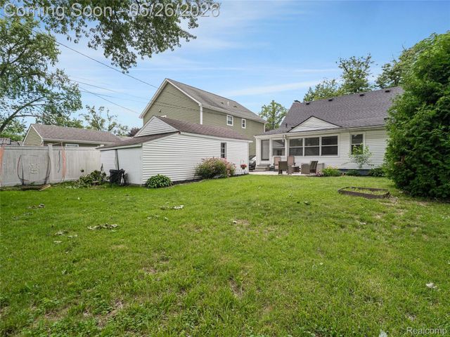 1944 Cummings Avenue, Berkley, MI 48072