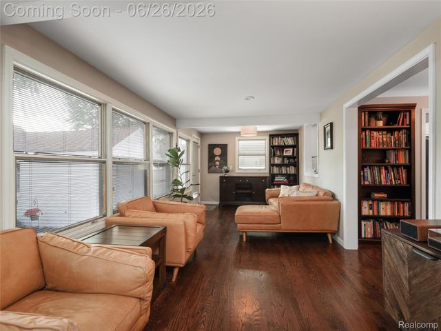 1944 Cummings Avenue, Berkley, MI 48072