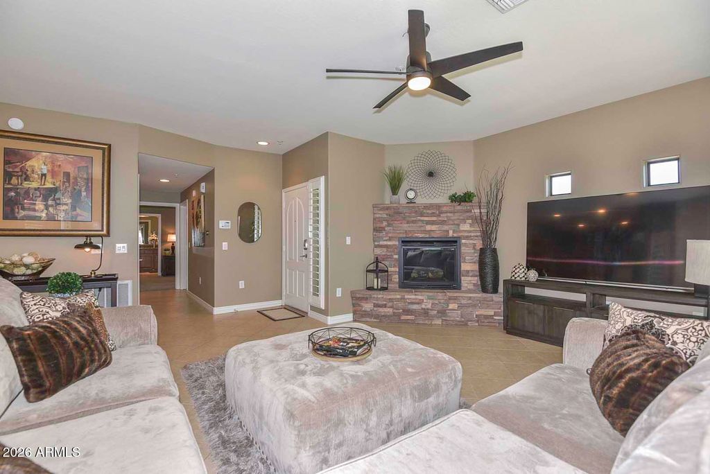 21320 N 56TH Street 2030, Phoenix, AZ 85054 — photo 5