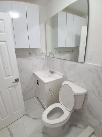 1231 SW 136th Place A, Miami, FL 33184