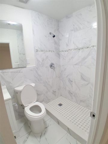 1231 SW 136th Place A, Miami, FL 33184