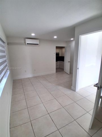 1231 SW 136th Place A, Miami, FL 33184