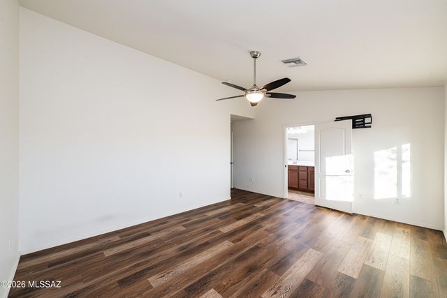 7720 E Big Meadow Drive, Tucson, AZ 85756