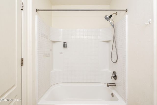 7720 E Big Meadow Drive, Tucson, AZ 85756