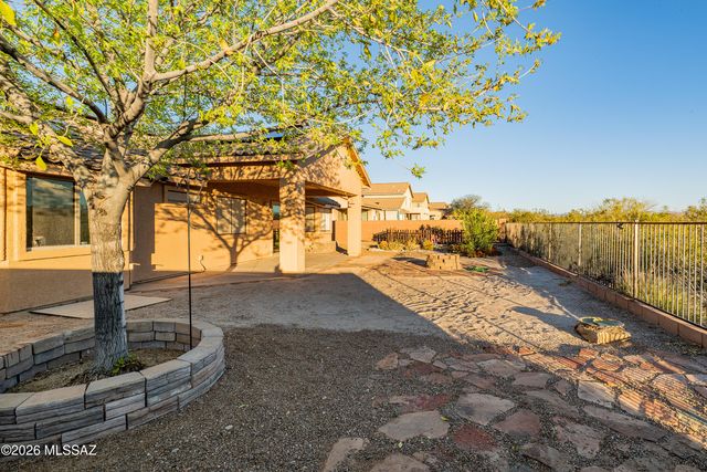 7720 E Big Meadow Drive, Tucson, AZ 85756