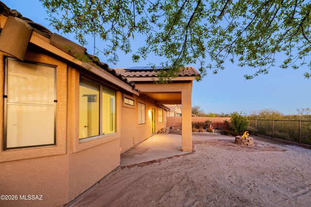 7720 E Big Meadow Drive, Tucson, AZ 85756