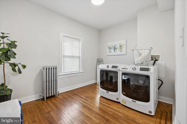 61 S MAPLE AVE, Maple Shade, NJ 08052