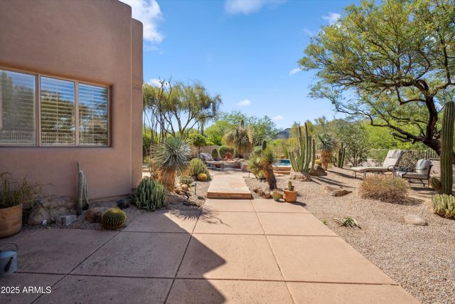 7466 E High Point Drive, Scottsdale, AZ 85266