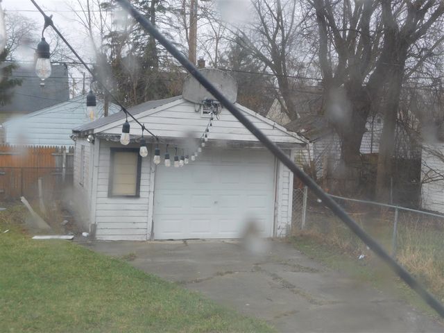 6490 Stahelin Avenue, Detroit, MI 48228