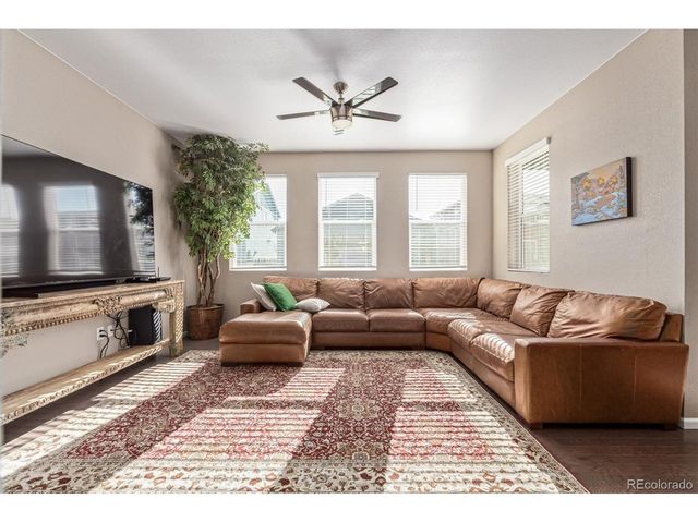 26814 E Archer Ave, Aurora, CO 80018