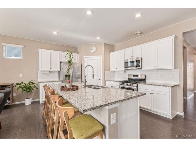 26814 E Archer Ave, Aurora, CO 80018