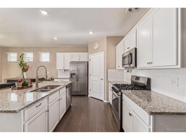 26814 E Archer Ave, Aurora, CO 80018