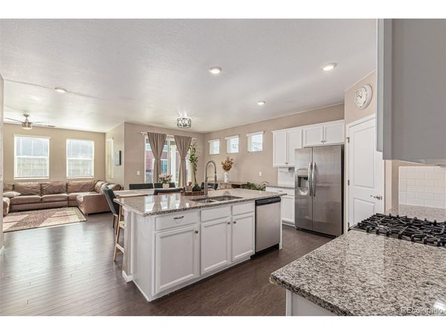 26814 E Archer Ave, Aurora, CO 80018