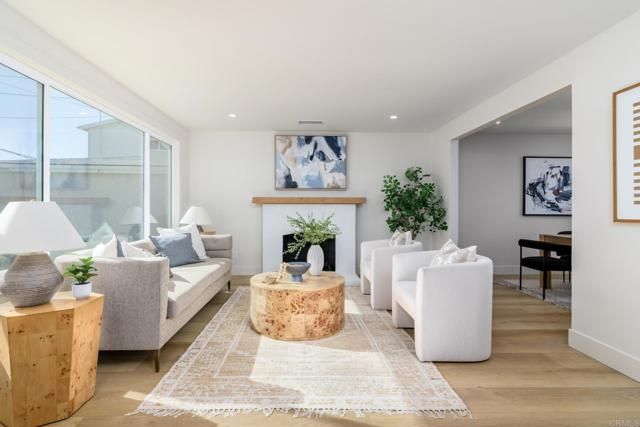 3996 Hatton St, San Diego, CA 92111