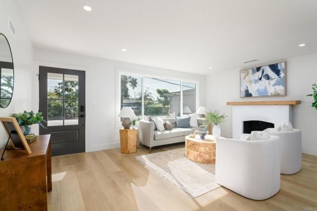 3996 Hatton St, San Diego, CA 92111