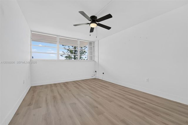 13155 Ixora Court 512, North Miami, FL 33181