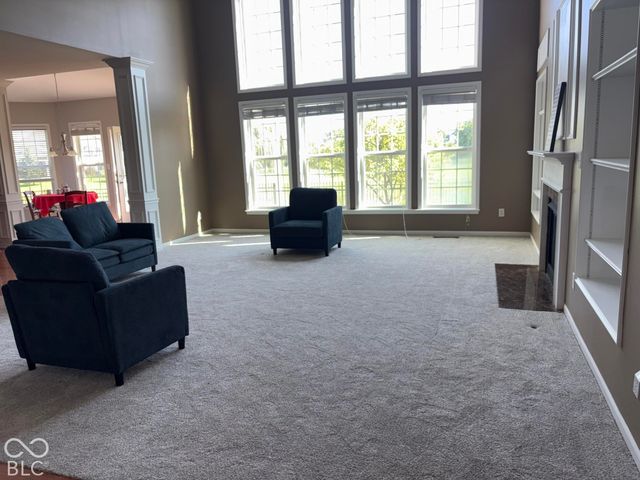 2801 Newbury Court, Zionsville, IN 46077