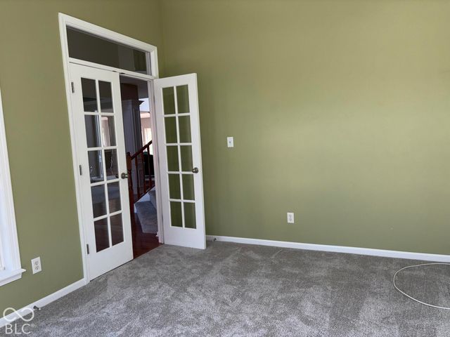 2801 Newbury Court, Zionsville, IN 46077