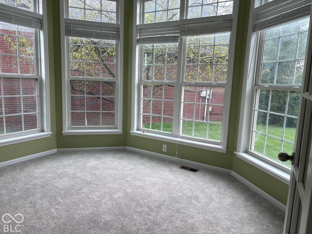 2801 Newbury Court, Zionsville, IN 46077