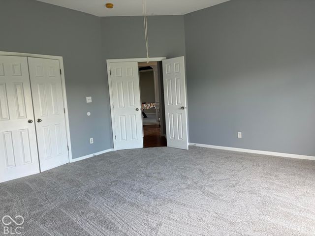 2801 Newbury Court, Zionsville, IN 46077