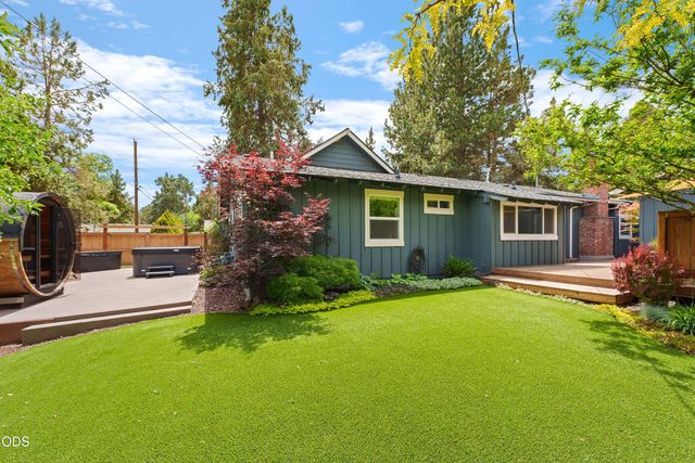 1212 NE Revere Avenue, Bend, OR 97701