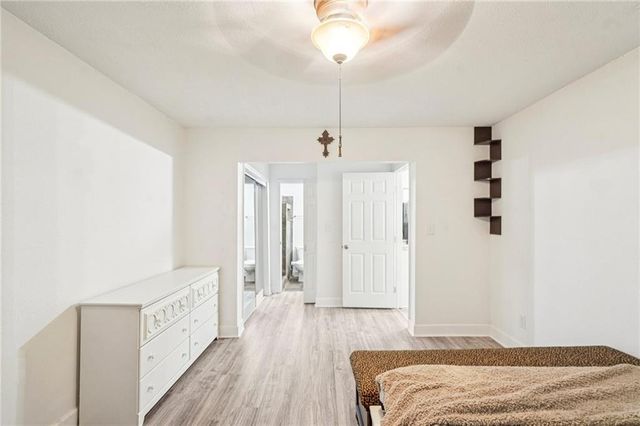 2071 Brian Way, Decatur, GA 30033