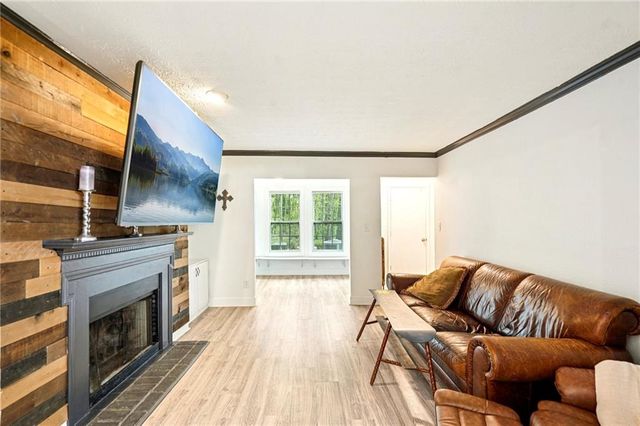 2071 Brian Way, Decatur, GA 30033