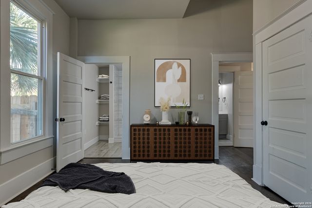 224 E Rische, San Antonio, TX 78204