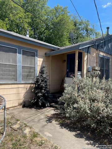 1934 Ridgewood, San Antonio, TX 78201