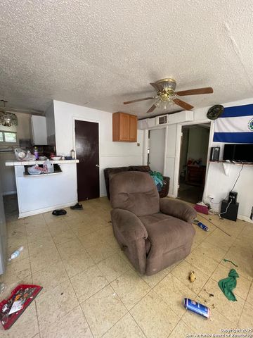 1934 Ridgewood, San Antonio, TX 78201