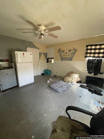 1934 Ridgewood, San Antonio, TX 78201