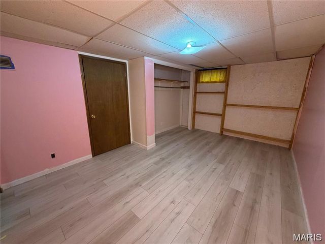 1154 Reale Avenue, St Louis, MO 63138