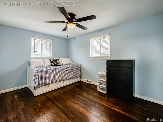 5208 Latimer Street, West Bloomfield Charter Township, MI 48324