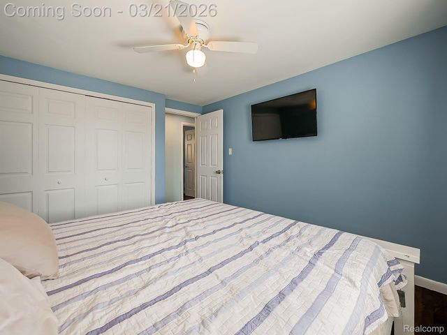 5208 Latimer Street, West Bloomfield Charter Township, MI 48324