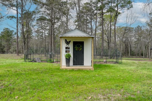 14 Mills Lane, Richards, TX 77873