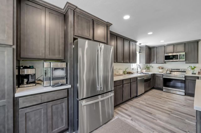 14 Mills Lane, Richards, TX 77873