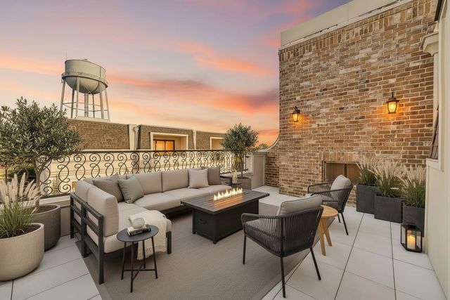 65 Crain Square Boulevard, Houston, TX 77025