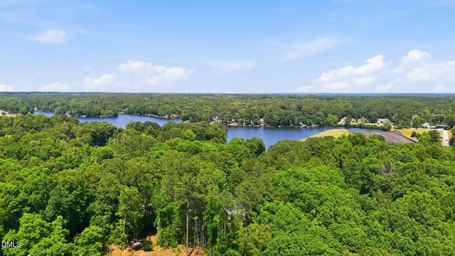 627 Shawnee Drive, Louisburg, NC 27549