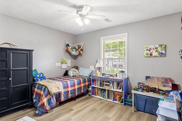 1461 Cedar Springs Cir, Clarksville, TN 37042