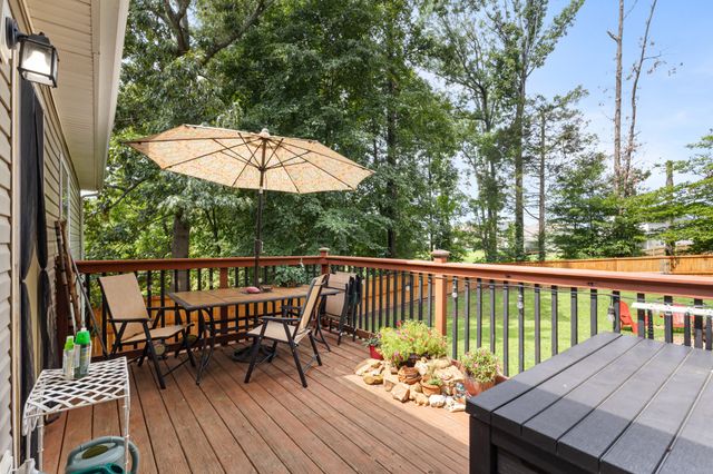 1461 Cedar Springs Cir, Clarksville, TN 37042
