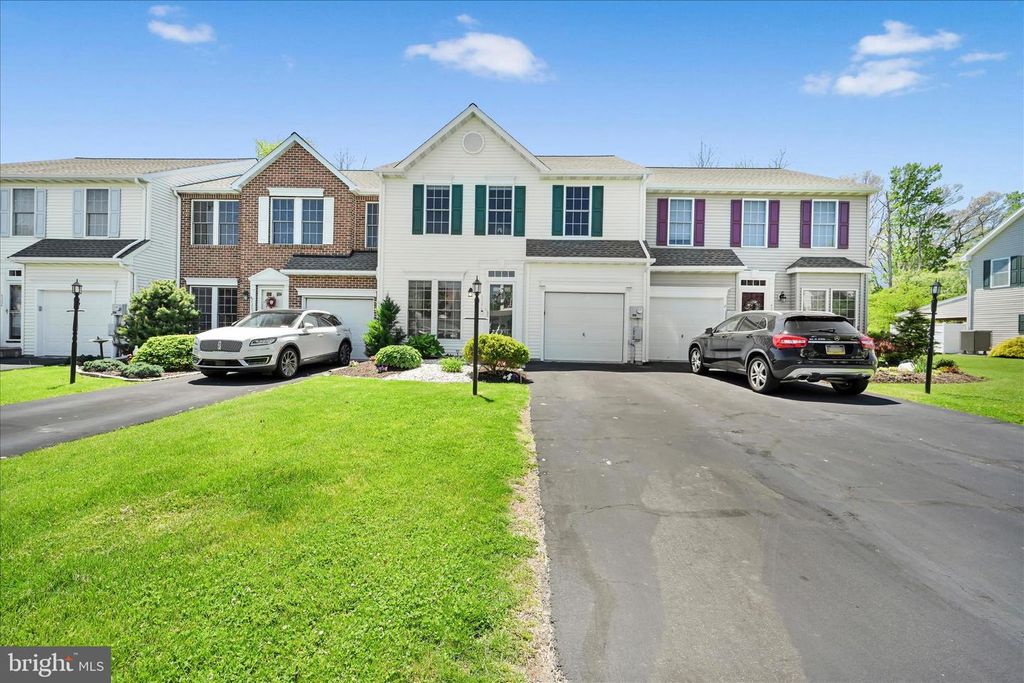 4206 BROOKSIDE CT, Orwigsburg, PA 17961